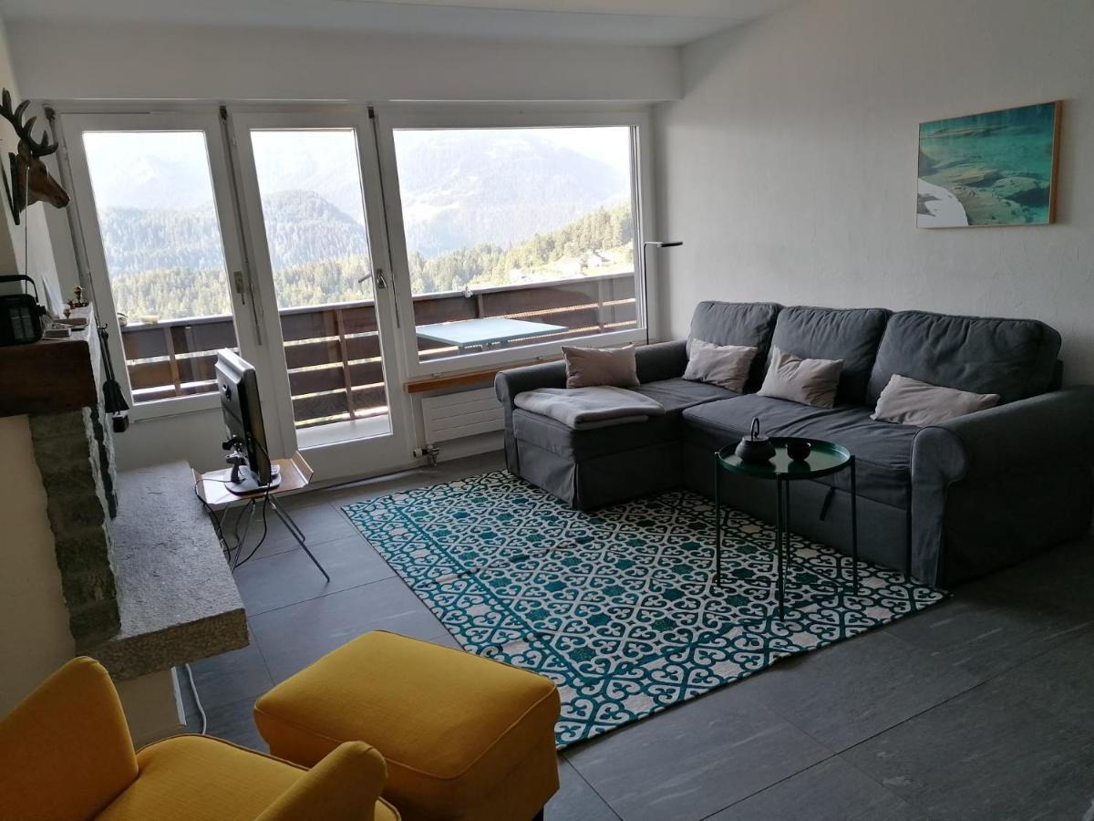Ferienwohnung In Trin Bagian luar foto